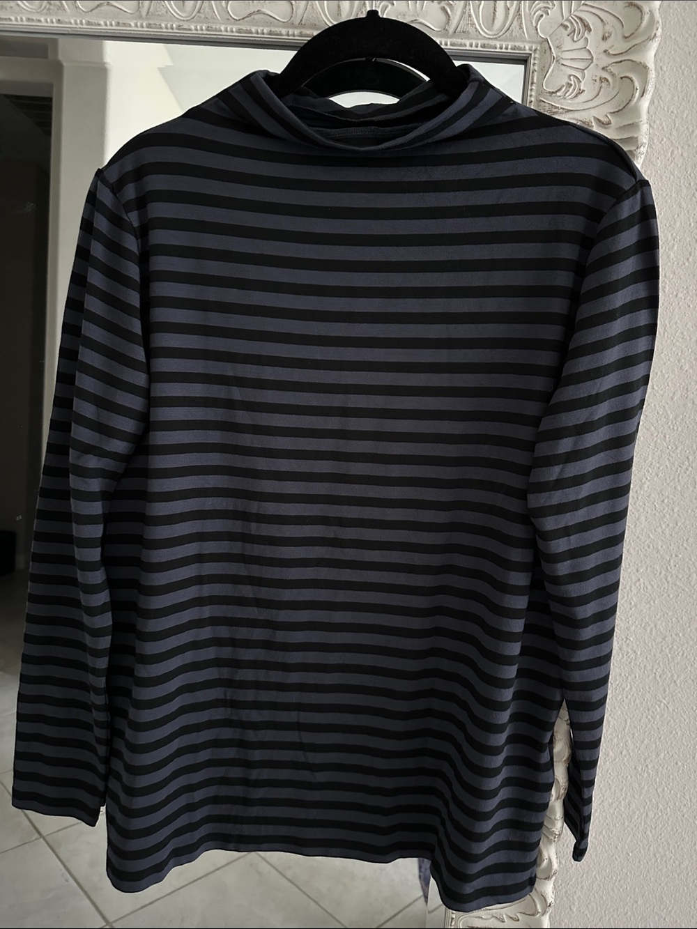 Majestic Filatures Striped Long-Sleeve Top - Black & Charcoal Size 1